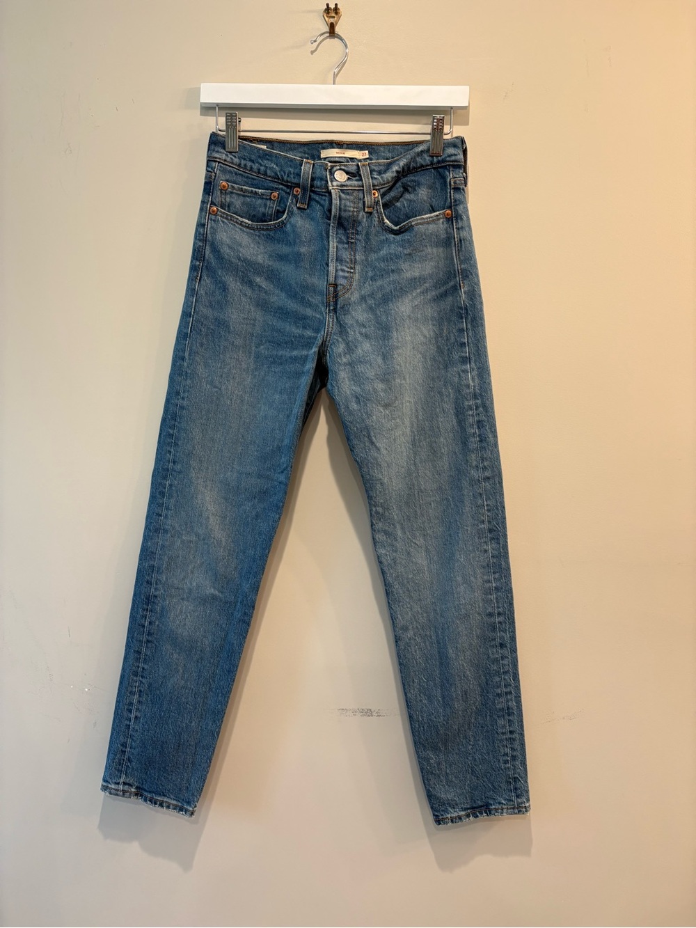 Levi Red Tab Wedgie Straight Jeans